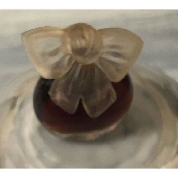 Albert Nipon Miniature Perfume - Picture 1 of 1